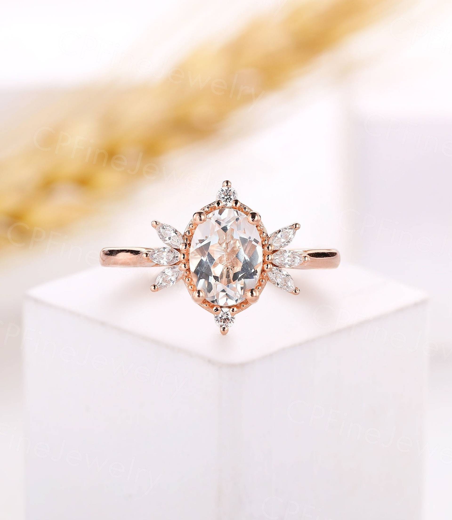 Oval Geschnitten Weißer Topas Verlobungsring Rose Gold Cluster Ring Vintage Milgrain Marquise Schnitt Moissanite Diamant Versprechen Jubiläumsring von CPFineJewelry