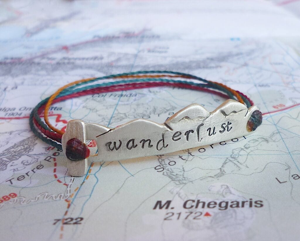 sterling Silber "Wanderlust" Armband - Bergrücken Wanderer sterling Silber "Wanderlust" Armband - Bergrücken Wanderer von CREATEMariaApostolou