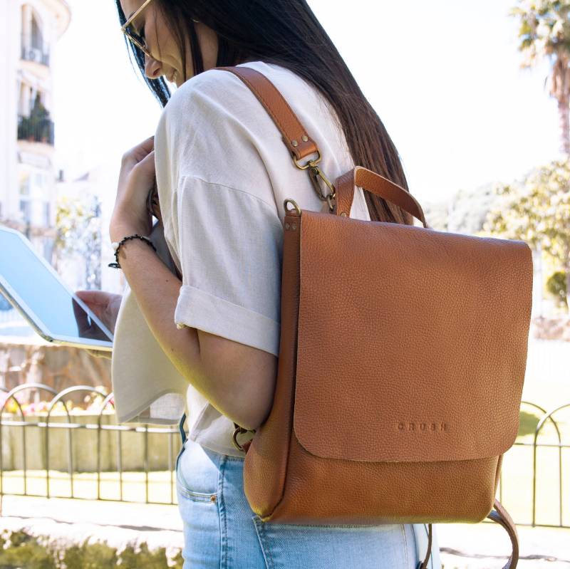 Handgefertigter Rucksack Aus Vollnarbenleder Laptop-Reisetasche von CRUSHLEATHERGOODS