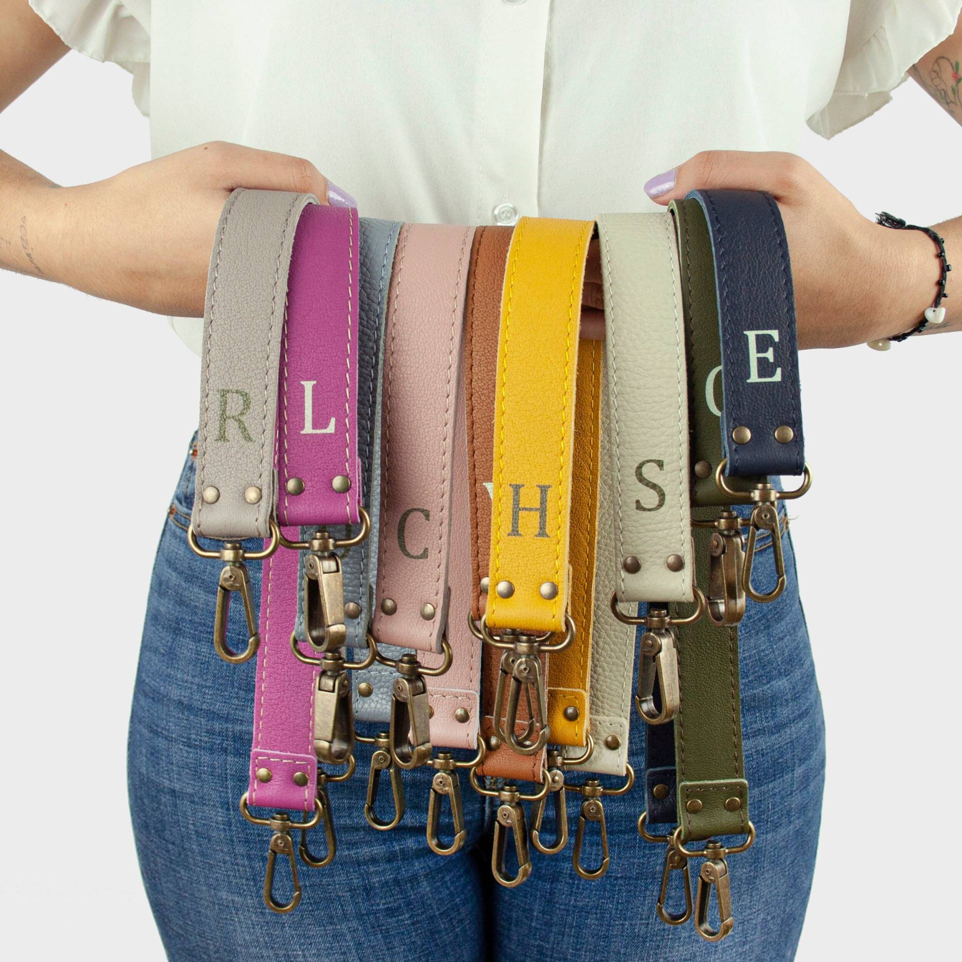 Personalized Leather Backpack With Initial - Handmade Women's Travel Bag von CRUSHLEATHERGOODS