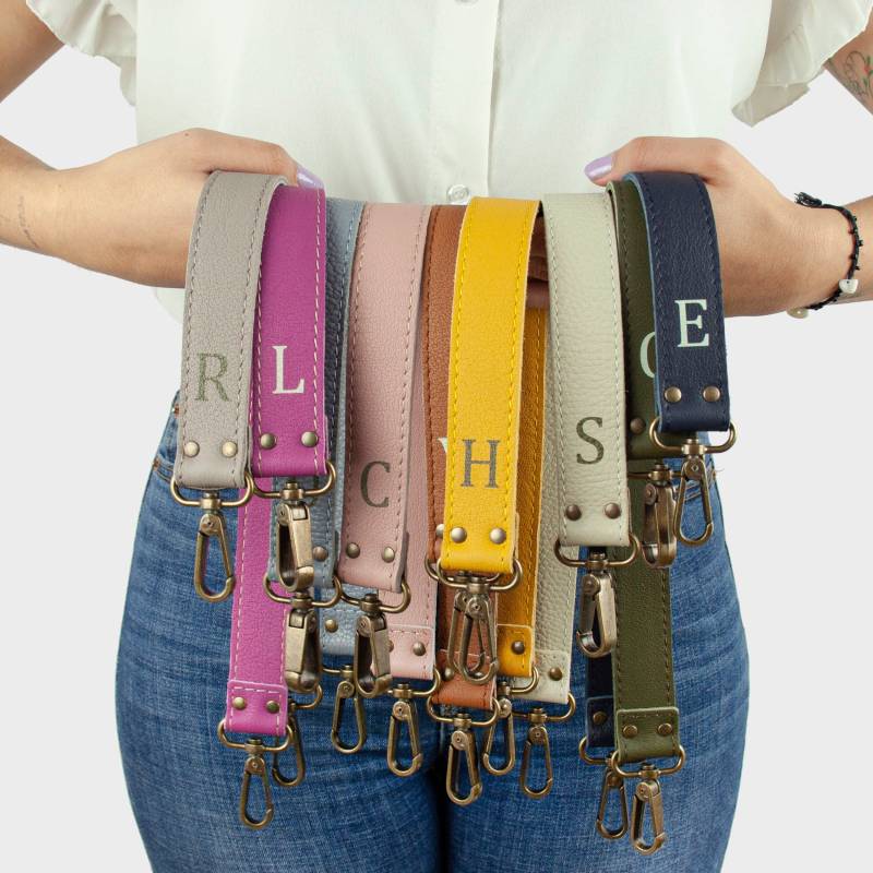 Personalized Leather Backpack With Initial - Handmade Women's Travel Bag von CRUSHLEATHERGOODS