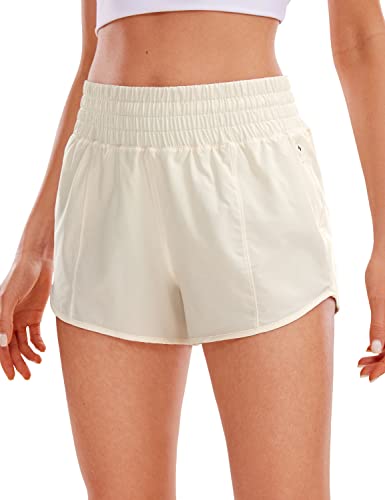 CRZ YOGA Damen High Waist Running Shorts Gym Sporthose Mesh Innenhose Schnelltrocknend Kurz Hose mit Zip Tasche - 6.4cm Weiße Aprikose 38 CRZ YOGA Damen High Waist Running Shorts Gym Sporthose Mesh Innenhose Schnelltrocknend Kurz Hose mit Zip Tasche - 6.4cm Weiße Aprikose 38 von CRZ YOGA