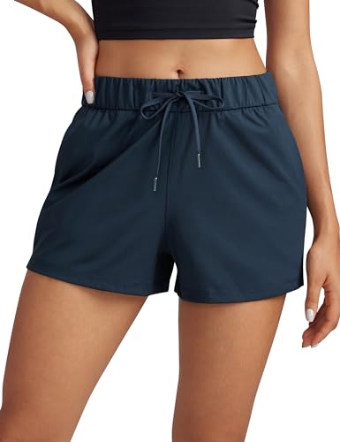 CRZ YOGA Damen Running Sporthose Laufshorts Relaxed Fit Mittelhohe Shorts mit Tasche - 6cm Echte Marine 42 von CRZ YOGA