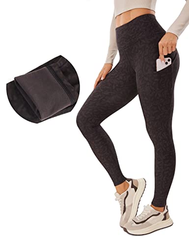 CRZ YOGA Damen Thermo Leggings mit Taschen High Waist Fleece Sport Yoga Leggins Warm Sporthose - 71cm Oliven Leopardenkorn 36 von CRZ YOGA