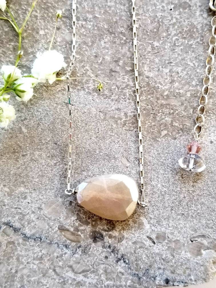 Mondstein Halskette Mondstein Halskette von CRamirezJewelry