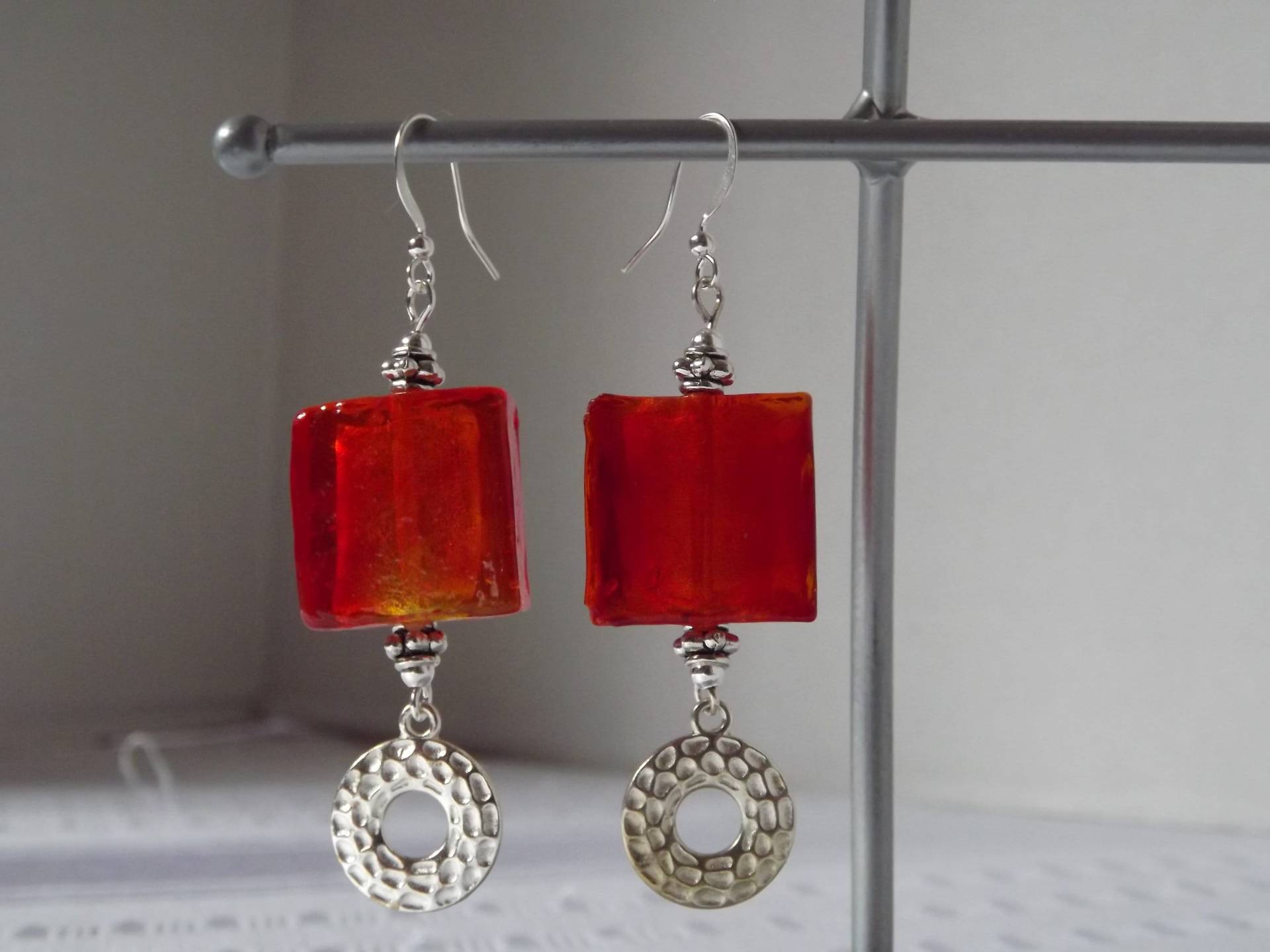 Rote Quadrat Ohrringe Rote Quadrat Ohrringe von CRawlinsCollection