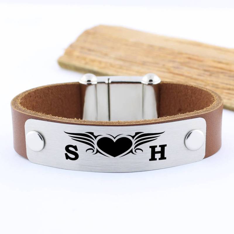 Personalisierte Herz-Armband, Personalisierte Erste Armband, Lederarmband, Personalisieren Flügel Liebe Geschenk von CTdesignSHOP