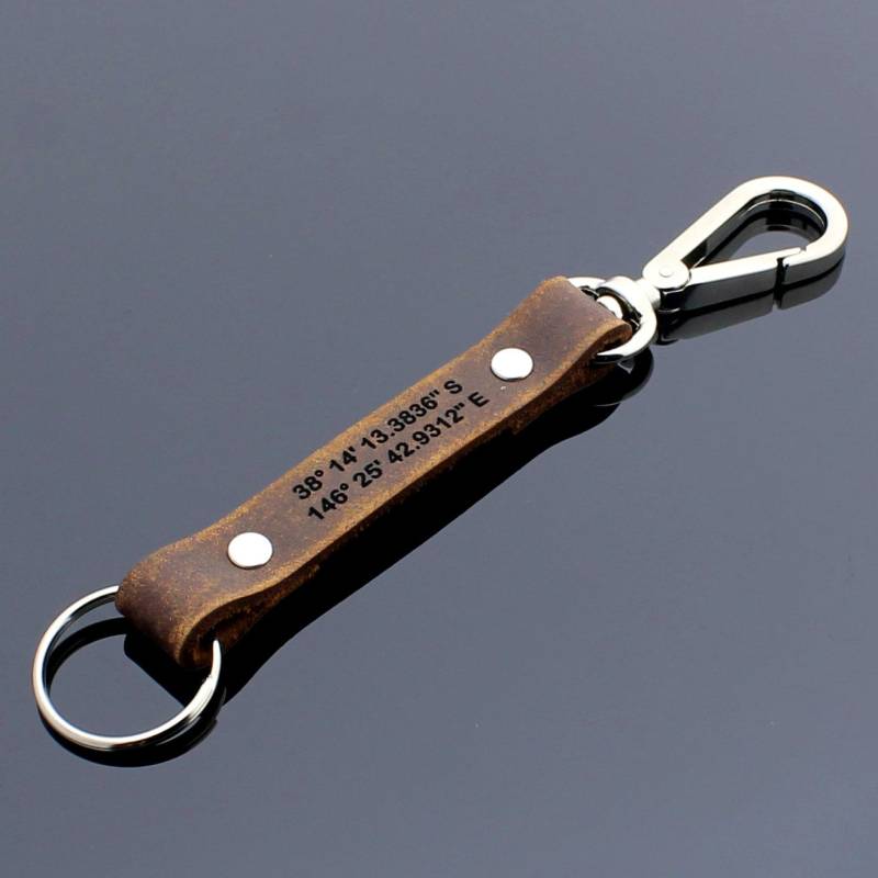 Personalisierte Koordinaten-Schlüsselanhänger, Benutzerdefinierte Leder Schlüsselanhänger, Personalisierte Geschenke, Papa Mann von CTdesignSHOP