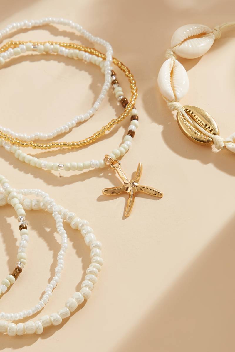 Armband-Set mit Muschelanhängern von CUPSHE