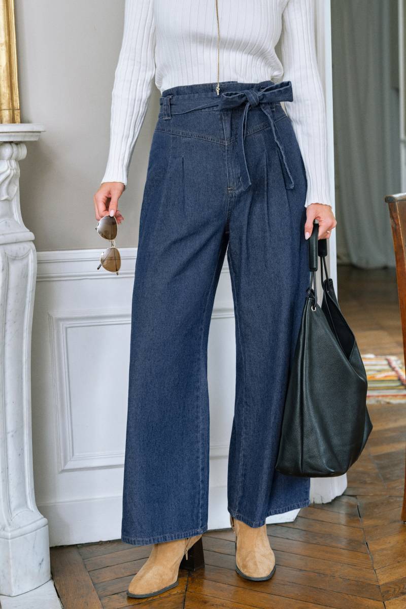 Blaue Wide-Leg Jeans mit Taillengürtel von CUPSHE