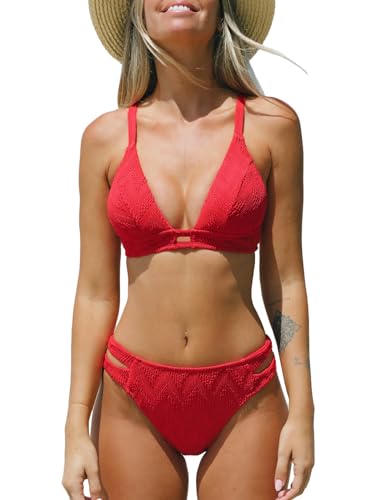 CUPSHE Damen-Bikini-Set, zweiteilig, V-Ausschnitt, verstellbare Träger, strukturiert, freche Unterseite, Rot/Ausflug, einfarbig (Getaway Solids), Medium von CUPSHE