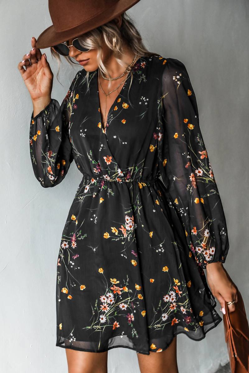 Lange Ärmel Mini-Wickelkleid mit Blumenmuster von CUPSHE