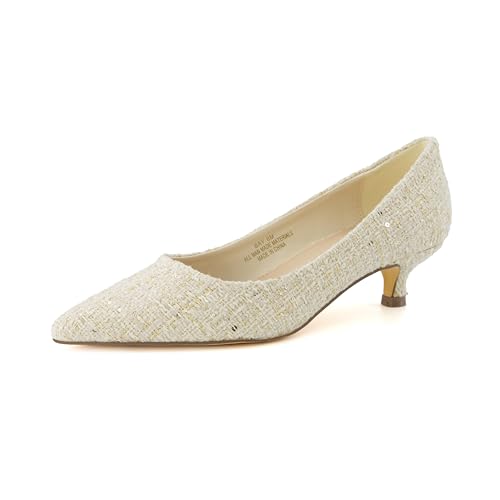 CUSHIONAIRE Bay Damenschuh mit Kitten-Absatz und Memory-Schaum, breite Breiten erhältlich, Beige, 39.5 EU von CUSHIONAIRE