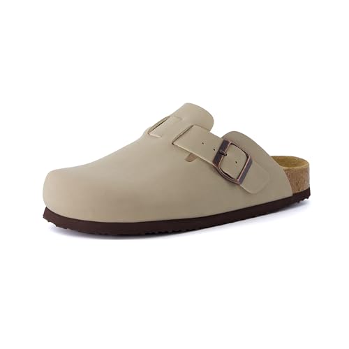 CUSHIONAIRE HANA Slip-On Buckle Clog mit Kork-Fußbett + Memory-Schaum in breiten Breiten erhältlich, Stein, 43 EU Weit von CUSHIONAIRE