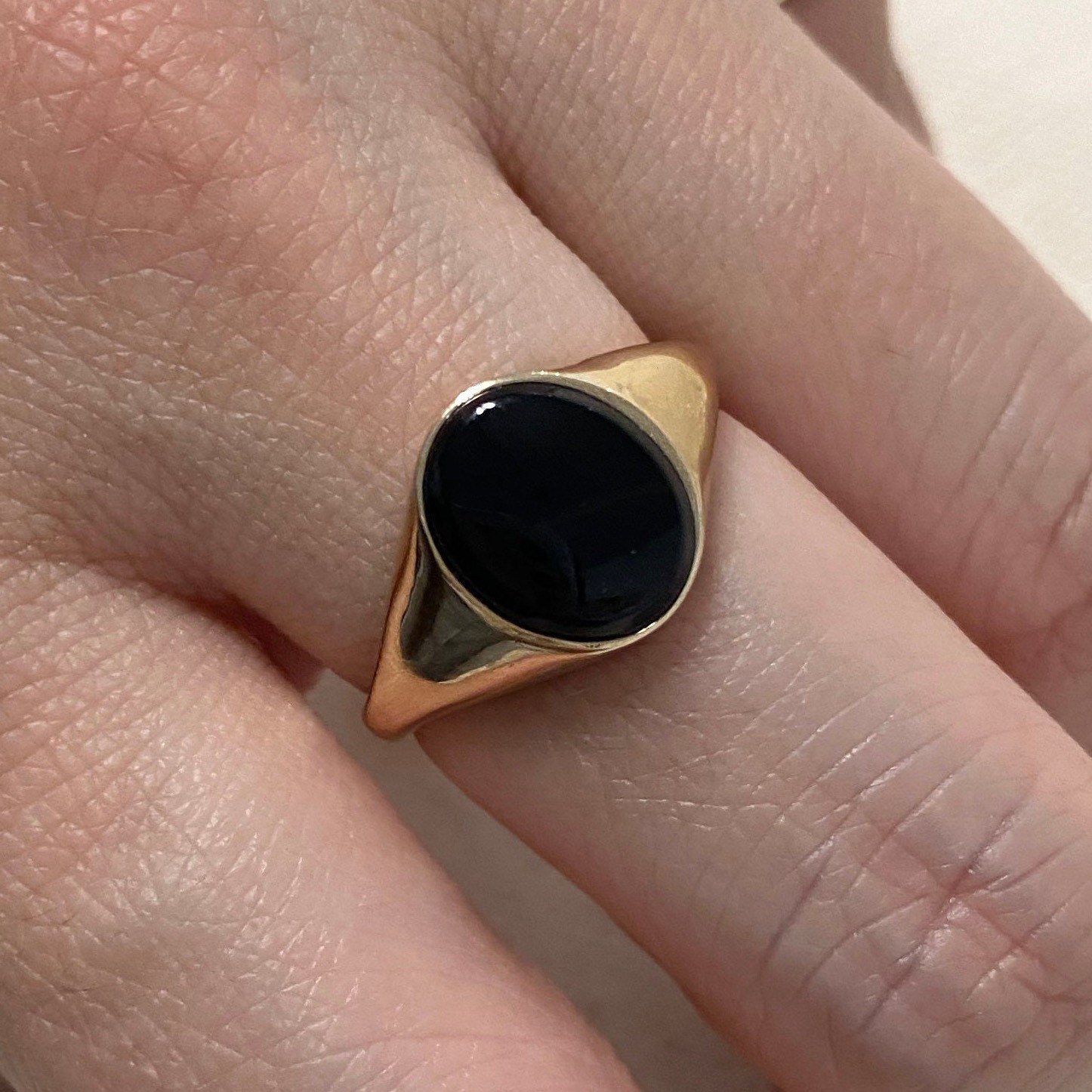 Gold Onyx Ring, Schwarzer Pinky Herren Siegelring, Schmuck, Geschenk Für Ihn, Vatertagsgeschenk, Abschlussgeschenk von CUSTOMFINEJEWELRYNYC