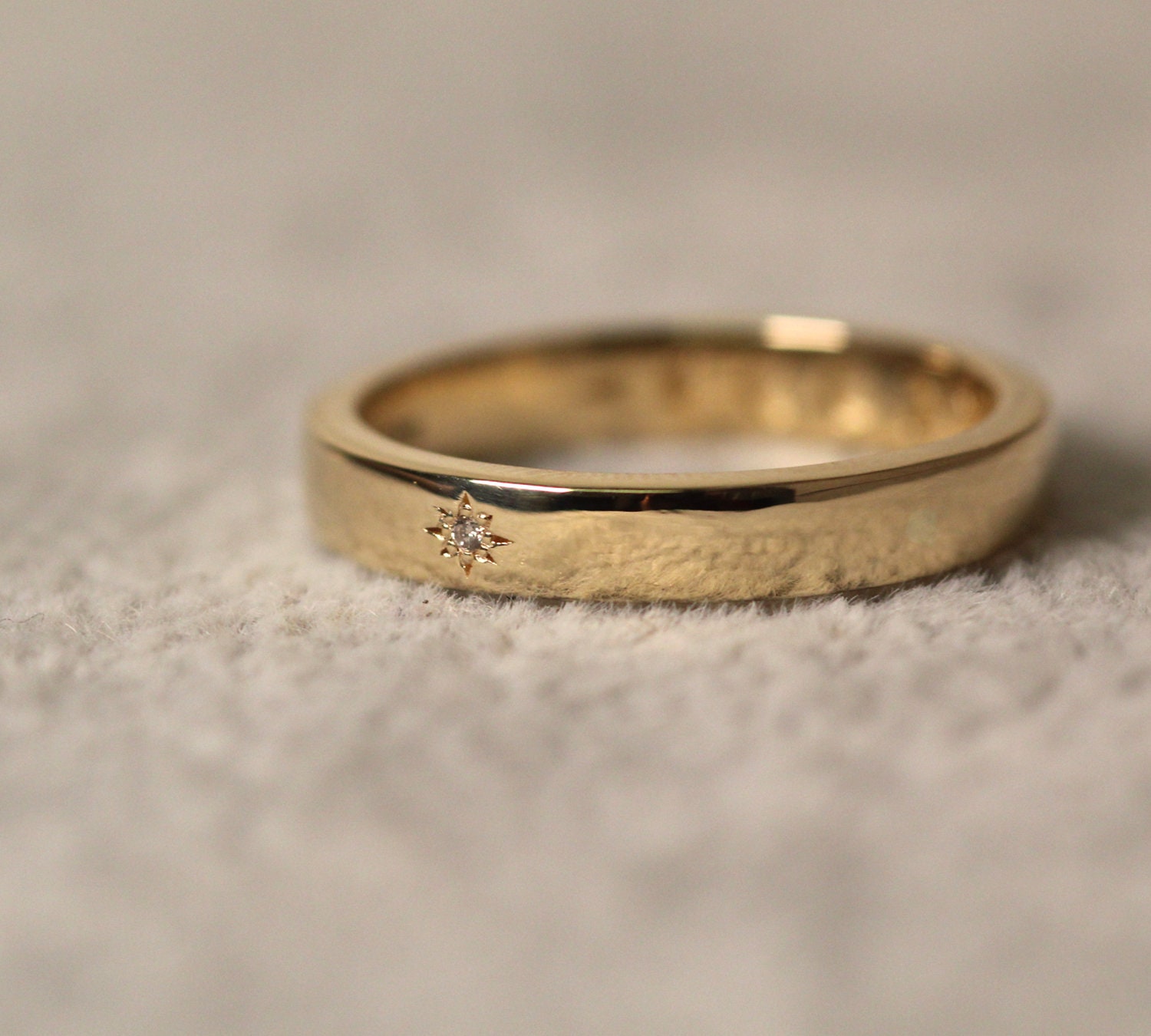 Mond Ring, Diamant Eternity Band Weißgold - 14K Ehering/Ring Gold Für Frauen von CUSTOMFINEJEWELRYNYC