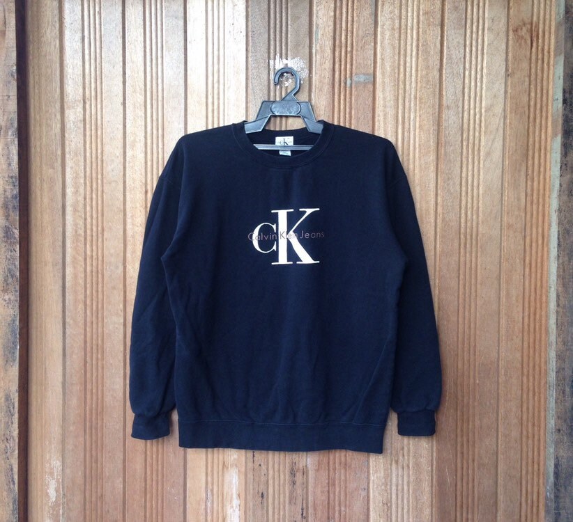 Calvin Klein Jeans Spellout Pullover Jumper Sweatshirt von CVichaivintage