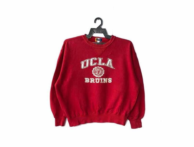 Ucla University Of Los Angeles California Spellout Pullover Jumper Sweashirt von CVichaivintage