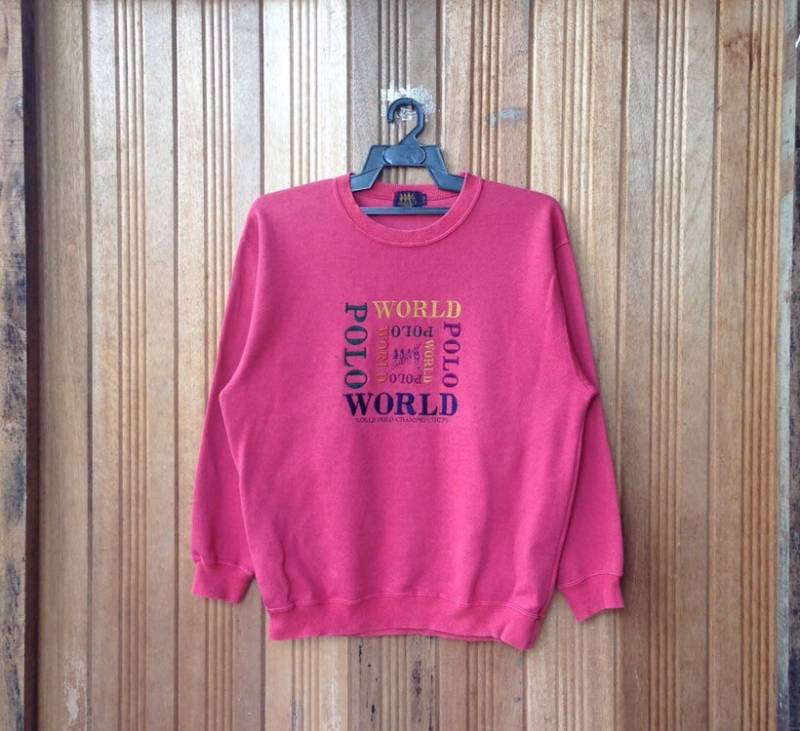 Welt Polo Spellout Multicolor Stickerei Pullover Sweatshirt Welt Polo Spellout Multicolor Stickerei Pullover Sweatshirt von CVichaivintage