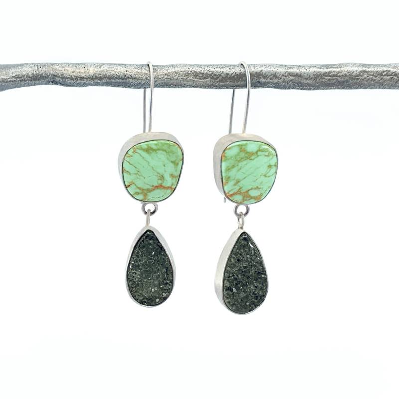 Türkis Und Schwarze Druzy Bezel Set Ohrringe. Alles Sterling Silber. Handgefertigt Türkis Und Schwarze Druzy Bezel Set Ohrringe. Alles Sterling Silber. Handgefertigt von CWeissmanDesigns
