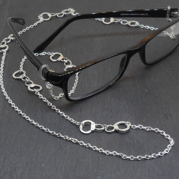 Handschellen Charm Brillenkette Brillenband Lanyard Brillenhalter Silber Teller Brille Accessoire Cwtchus Handschellen Charm Brillenkette Brillenband Lanyard Brillenhalter Silber Teller Brille Accessoire Cwtchus von CWtChUSstore