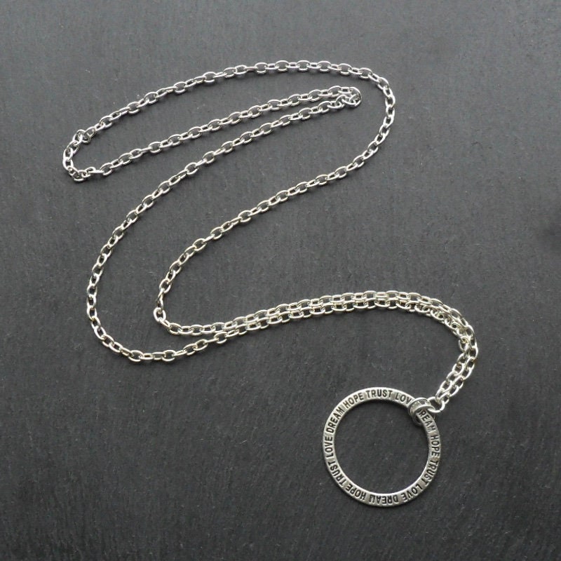 Inspirierende Wort Brillen/Sonnenbrillen Halskette Kette Halter ~ Cwtchusstore Brillenzubehör Inspirierende Wort Brillen/Sonnenbrillen Halskette Kette Halter ~ Cwtchusstore Brillenzubehör von CWtChUSstore