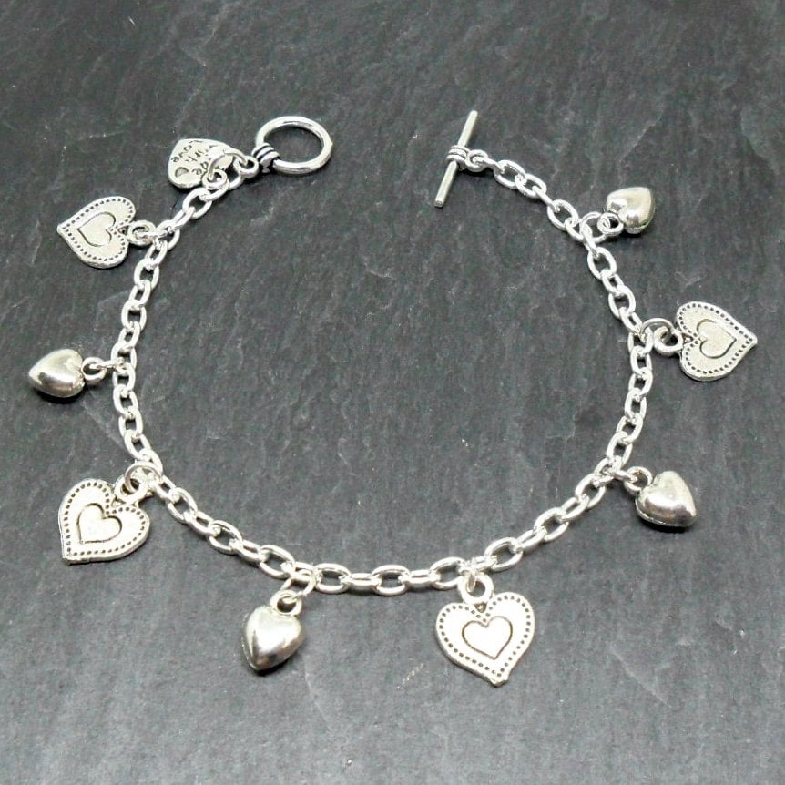 Silber Herz Bettelarmband Handgefertigtes Schmuck Knebelverschluss Silber Herz Bettelarmband Handgefertigtes Schmuck Knebelverschluss von CWtChUSstore