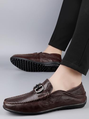 Herren Bequeme Casual Leder Sommer Hausschuhe Casual Elegant Slip On Fahrschuhe Bootsschuhe Classic Loafers, Y25678 Brown, 44 EU von CZHIHANEG