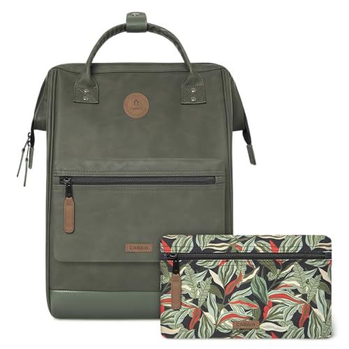 Cabaïa - Adventurer Rucksack Busan Maxi 23L - Wasserabweisend - Gepolstertes Laptopfach bis zu 15 Zoll - 2 austauschbare Vordertaschen - PETA vegan - Rucksack für Damen & Herren - Grün von Cabaïa