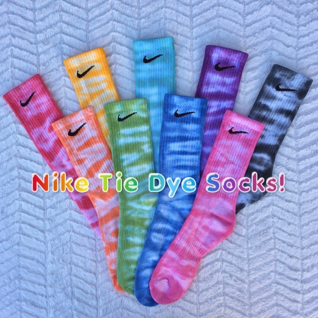 Nike Socks, Tie Dye, Unisex Socken Für Erwachsene, Sport-Batiken, Crew-Socken Nike Socks, Tie Dye, Unisex Socken Für Erwachsene, Sport-Batiken, Crew-Socken von CabopalTieOrDye