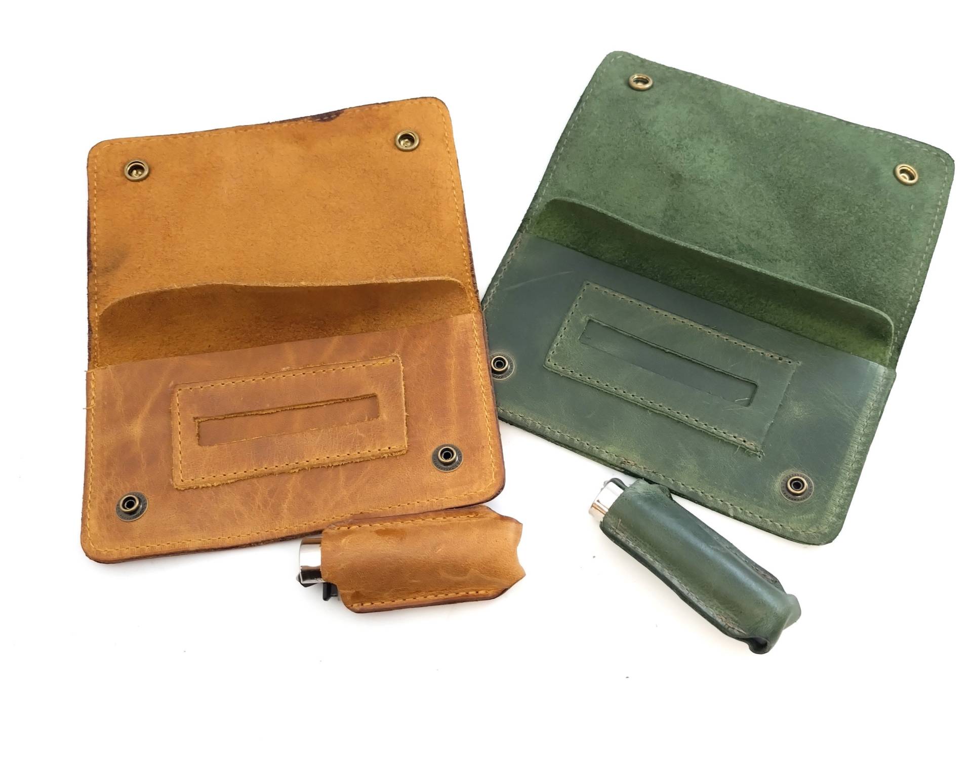 Leder Tabaktasche Tabakbeutel | 30G Fassungsvermögen+ Gratis Leder-Feuerzeughalter in 5 Farben Leder Tabaktasche Tabakbeutel | 30G Fassungsvermögen+ Gratis Leder-Feuerzeughalter in 5 Farben von CactusLeatherLondon