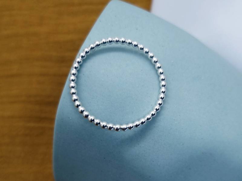 Stacker Perlenring - Sterling Silber Handgemacht von CaeliaJewellery