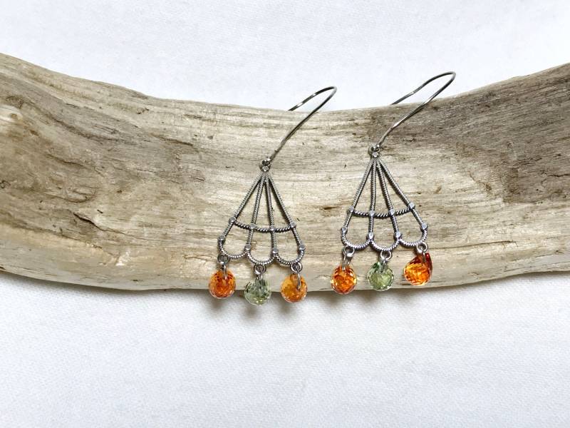 14K Weißgold Natürliche Saphir | 2.0 Ct Ohrringe, Geschätzt 700 Cad von CaeruleumJewelry