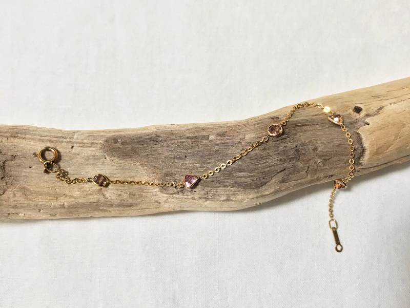 Offenes Gliederarmband Aus 10-Karätigem Gelbgold Mit Natürlichem Saphir, Schätzwert 1.400 Cad von CaeruleumJewelry