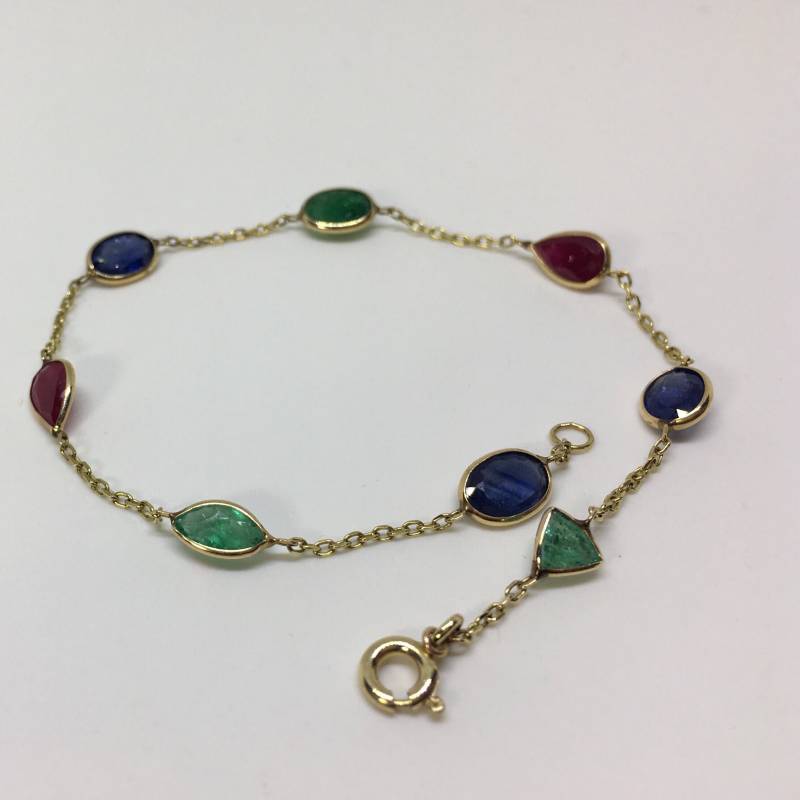 Offenes Gliederarmband Aus 14-Karätigem Gelbgold Mit Natürlichem Saphir, Smaragd Und Rubin, Schätzpreis 2.450 Cad von CaeruleumJewelry