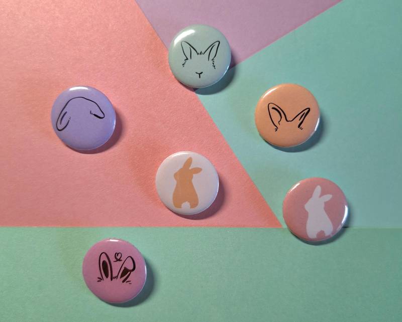 Adorable Mini Bunny Button Badges | Different Colours & Designs von CafeBunStudioShop