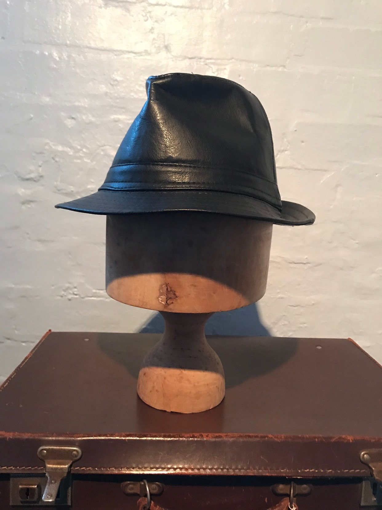 Vtg Hut Eimer-Fedora Hut Pvc Vtg Hut Eimer-Fedora Hut Pvc von CafeSocietyVintageGB