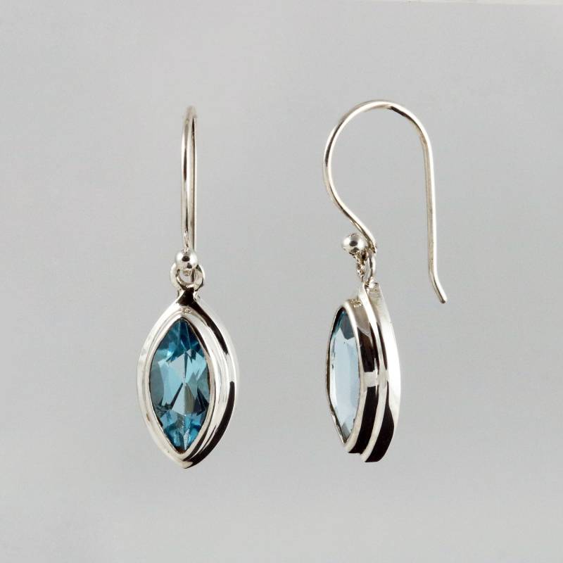 925 Silber Blautopas Ohrringe Damen Hängeohrringe Mit Blauen Topaz Topas Edelsteinen von CahayaPermai