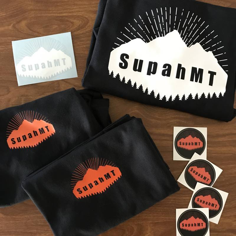 Benutzerdefinierte Logo T-Shirt | Business-Logo-Shirt Shirt Benutzerdefinierte Logo T-Shirt | Business-Logo-Shirt Shirt von CaileneCreatives