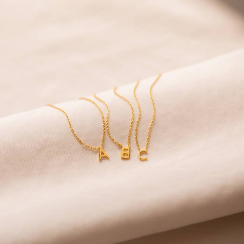 Benutzerdefinierte Buchstaben Halskette Von Caitlyn Minimalist Zierliche Initial Personalisierte Gold & Silber Anhänger Geschenke Für Mutter Nr085 von CaitlynMinimalist