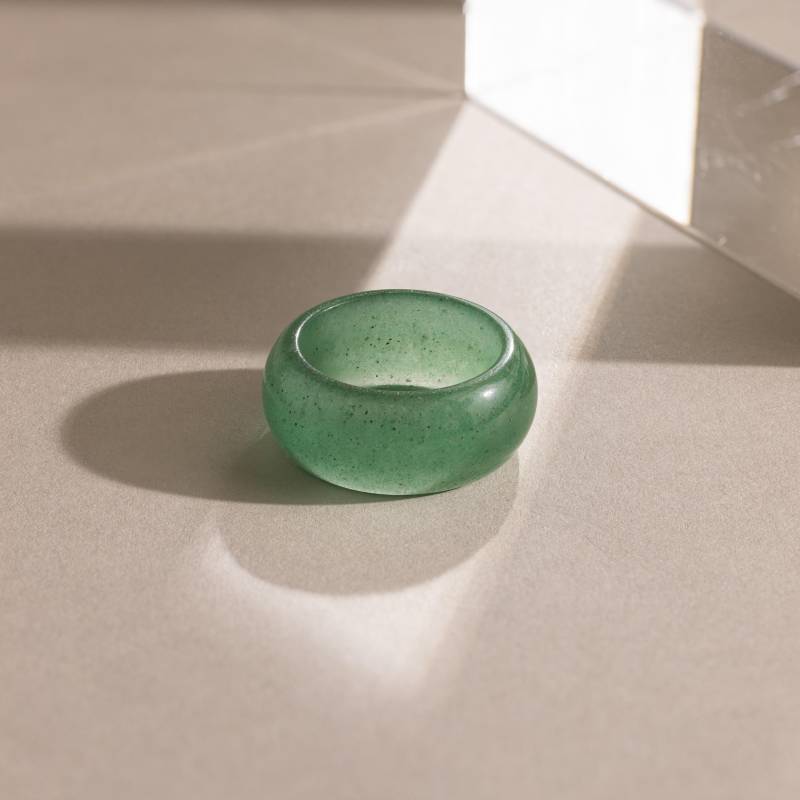 Dicker Jade Ring Von Caitlyn Minimalistisch Grüner Kristall Statement Mutiger Klobiger Natürlicher Edelstein Schmuck Geschenk Für Sie Rr175 von CaitlynMinimalist