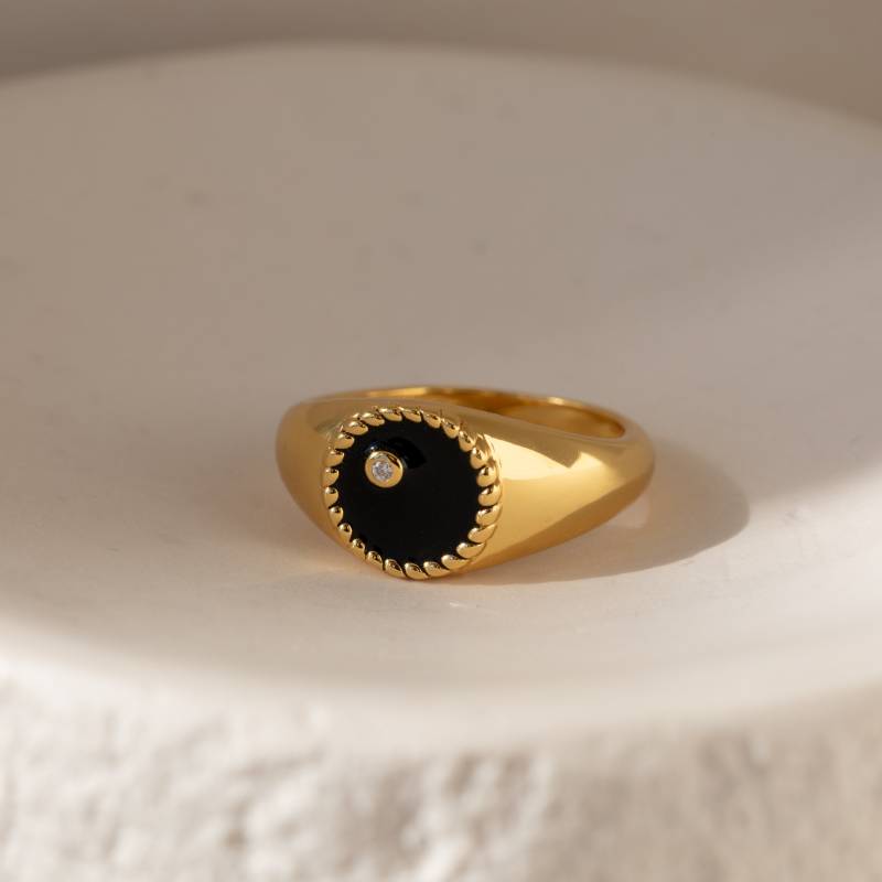 Schwarzer Siegelring Von Caitlyn Minimalistisch Herrenring Am Kleinen Finger Statement Ring Für Männer & Frauen Vintage Schmuck Geschenk Ihn Rr104 von CaitlynMinimalist