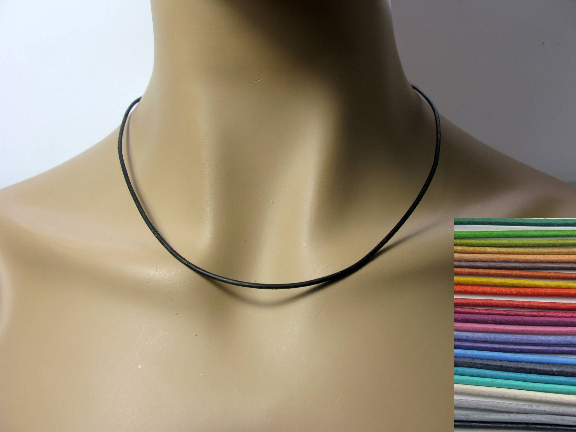 Eine Kurze Leder Kette Aus Weichem Ziegenleder, Viele Verschiedene Farben, ~1, 5 Mm Dicke Basiskette Für Anhänger von CajasBoutique