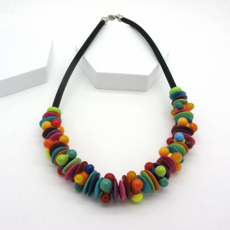 Fröhlich Bunte Glasperlen Kette, Handgemachte Tropfenperlen, Eyecatcher, Eine Kette Die Heiter Stimmt, Statement Fröhlich Bunte Glasperlen Kette, Handgemachte Tropfenperlen, Eyecatcher, Eine Kette Die Heiter Stimmt, Statement von CajasBoutique