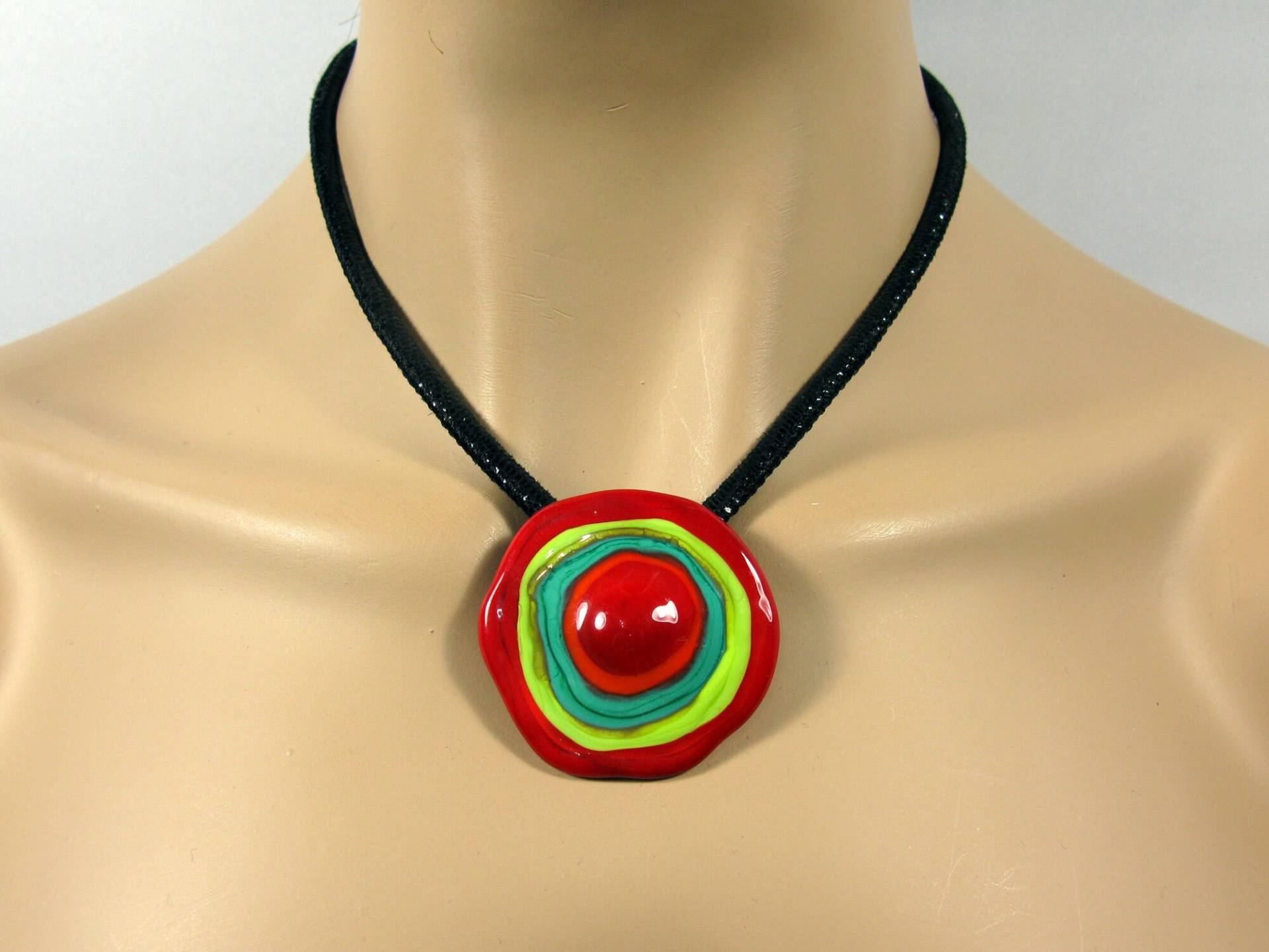 Kurze Lederkette Mit Großem Sehr Buntem Wechsel Glas Top, Schwarze 2, 5 Er Gewinde Wechselanhänger von CajasBoutique