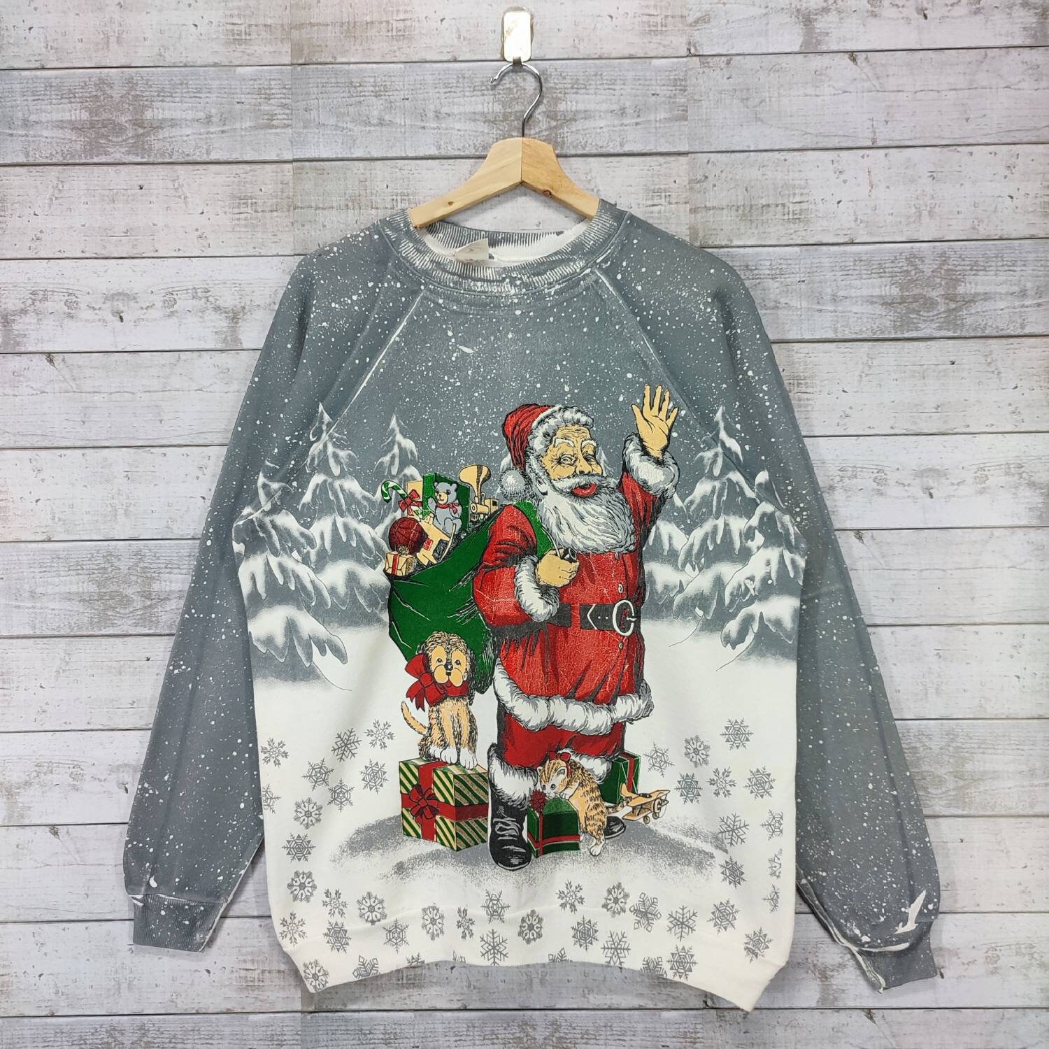 90Er Jahre Ugly Christmas Pullover, Weihnachtsmann Graues Sweatshirt, Komplett Bedruckt, Vintage Raglan Rundhalsausschnitt, Größe M von Cakoivintage