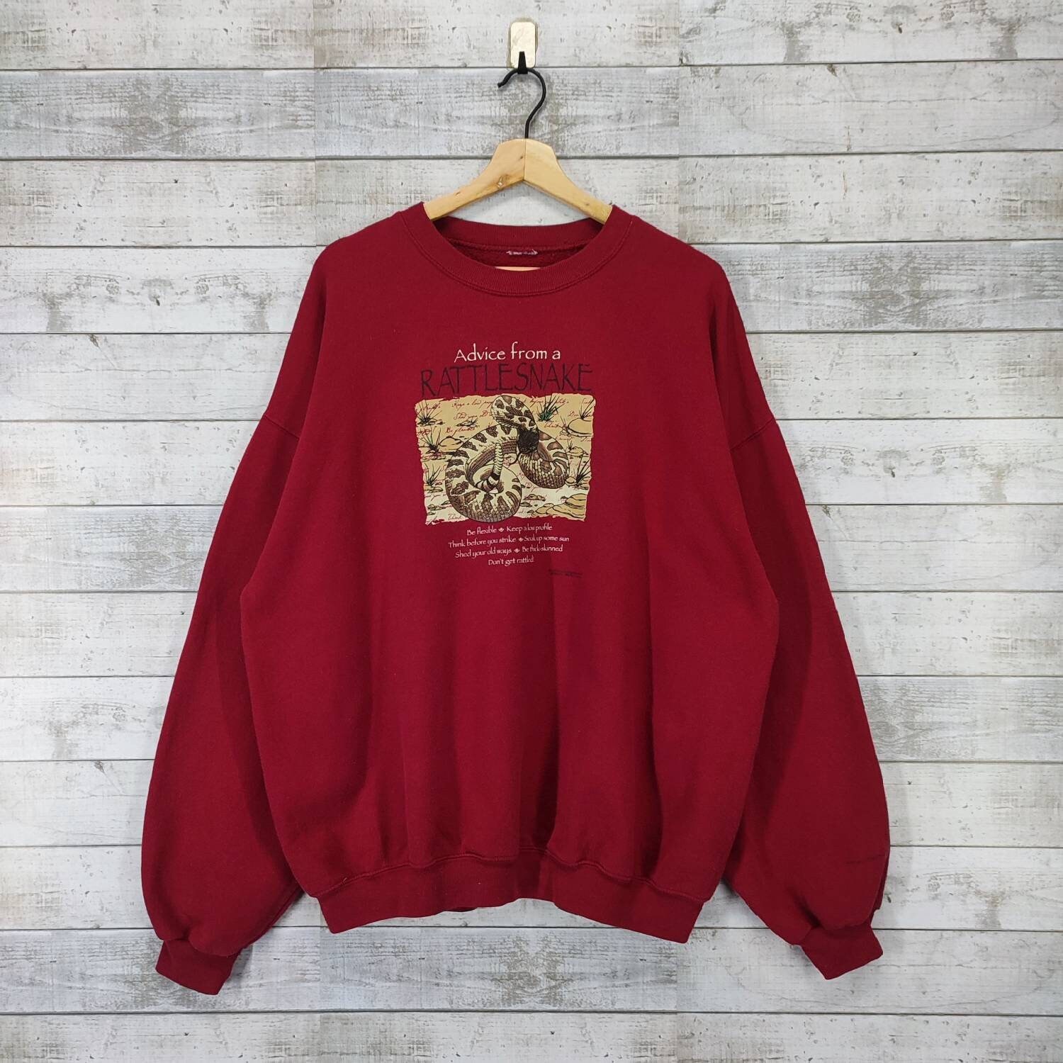 90Er Jahre Klapper Schlange Over Size Sweatshirt, Wild Habitats Pullover | Mid Weight, Roter Rundhals Größe Xl von Cakoivintage