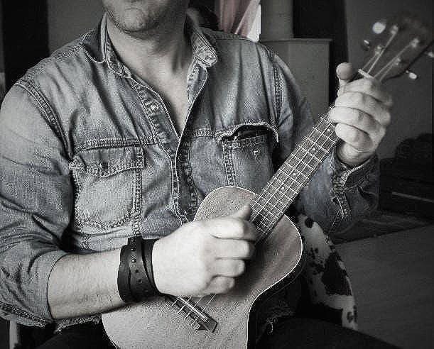 Kraftarmband Für Herren, Schwarzes Leder, Drei Windungen. Herren-Lederarmband. Bikerarmband Kraftarmband Für Herren, Schwarzes Leder, Drei Windungen. Herren-Lederarmband. Bikerarmband von CalamityJaneValley