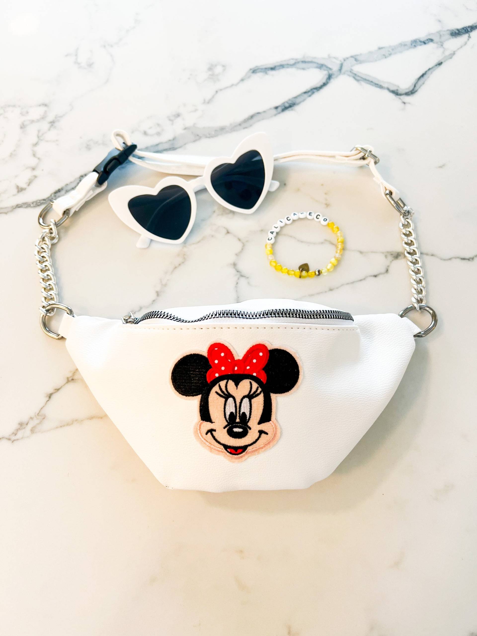 Last Restock Blow Out Sale Trendy Minnie Oder Mickey Vegan Leder Verstellbare Bauchtasche Last Restock Blow Out Sale Trendy Minnie Oder Mickey Vegan Leder Verstellbare Bauchtasche von CaliCakeCo