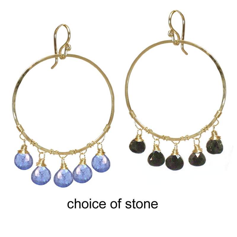 steinwahl An Gehämmerten Creolen Sahara 11 von CalicoJunoJewelry
